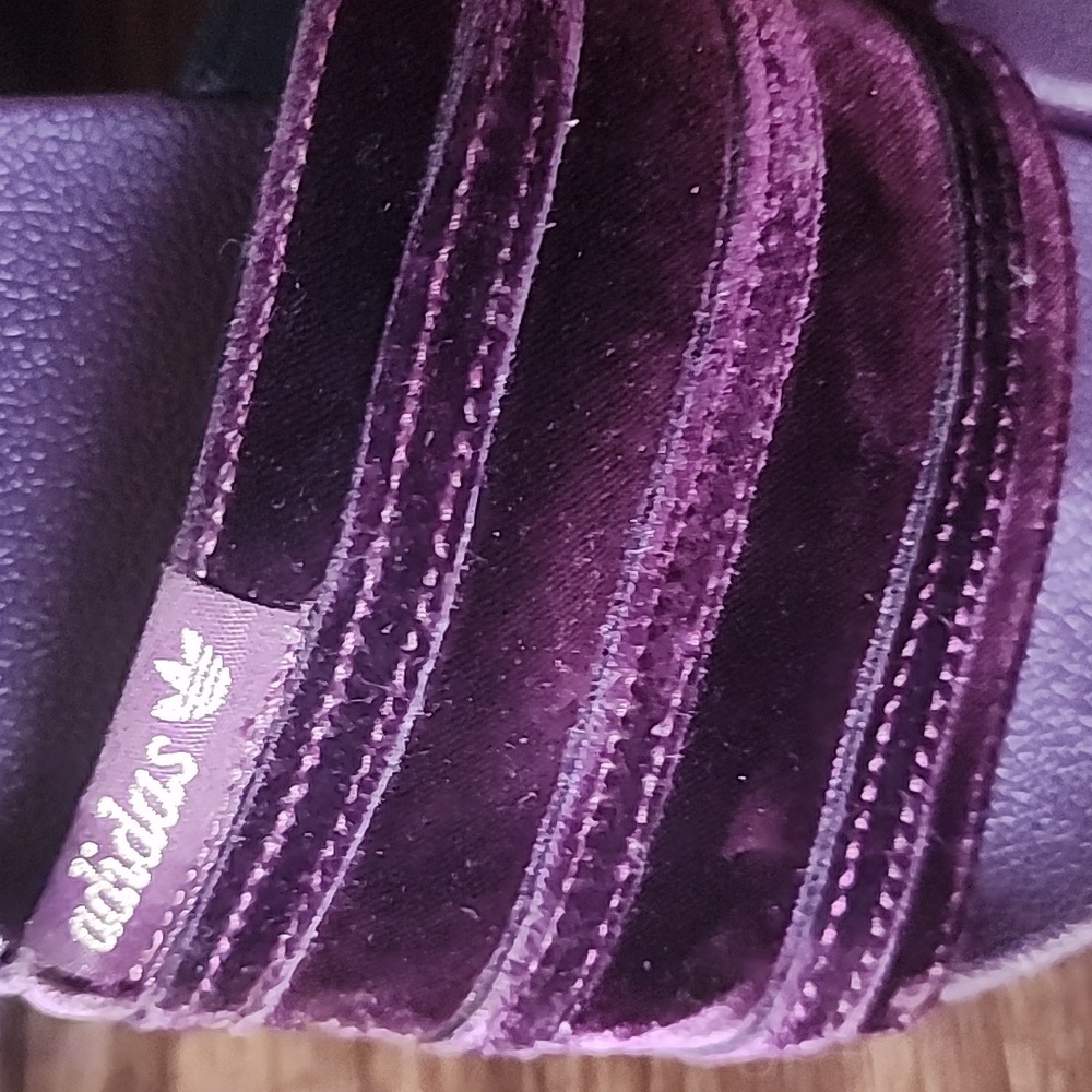 New Wmns Adilette Slide 'Victory Crimson Size 9 - Picture 7 of 15